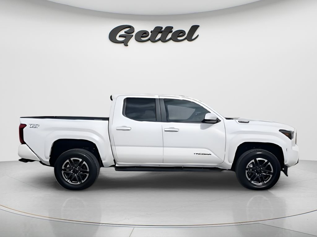 2025 Toyota Tacoma TRD Sport - Photo 9