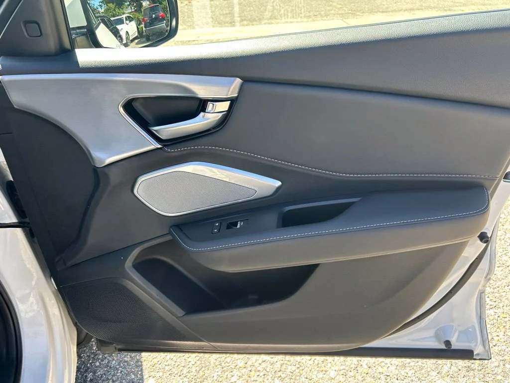 Used 2023 White Acura Technology Package image 24