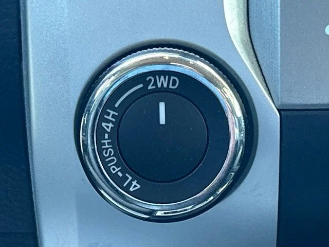 Used 2018 Gray Toyota SR5 image 61