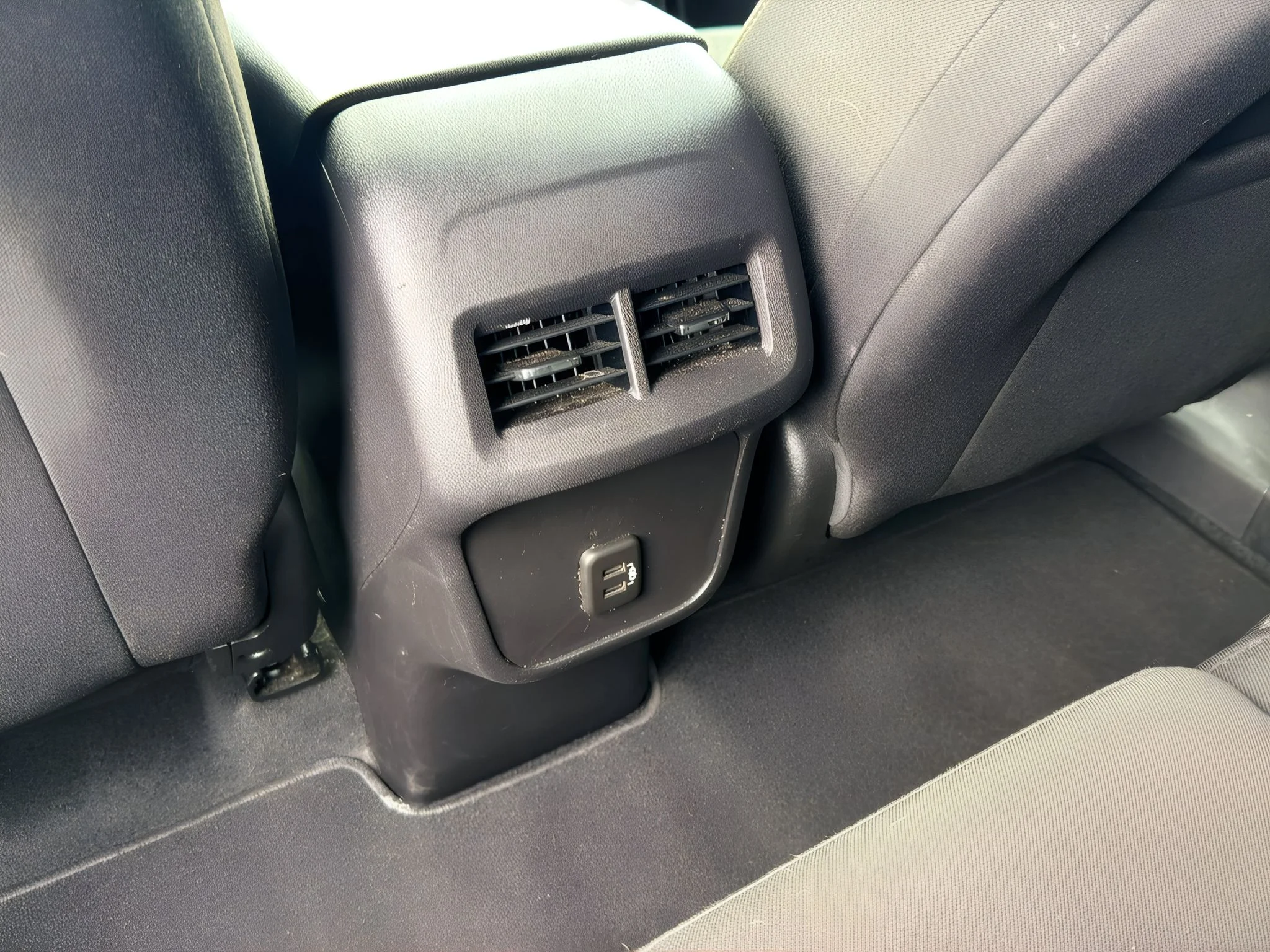 2024 Chevrolet Equinox LT - Photo 29