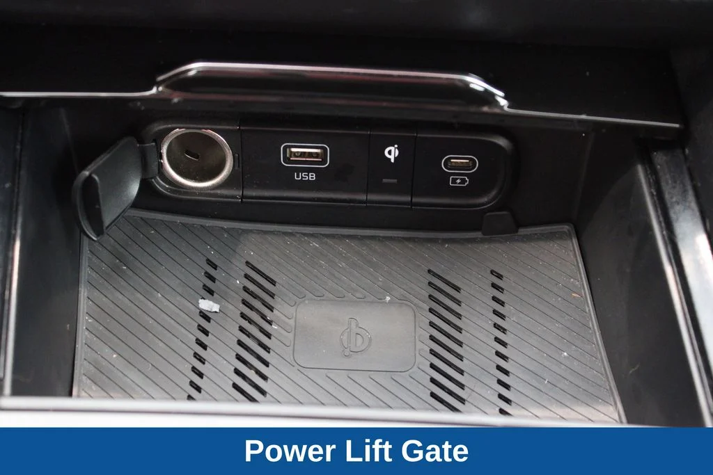 Used 2023 Blue Kia SX-Prestige image 18