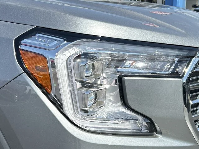 Used 2023 Sterling Metallic GMC Denali image 15