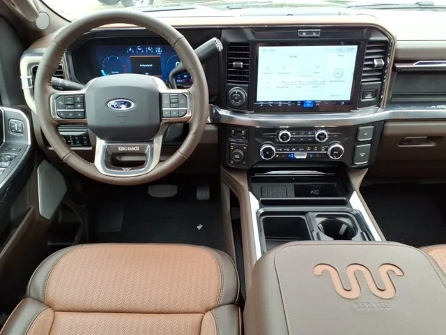 New 2026 Agate Black Metallic Ford King Ranch image 36