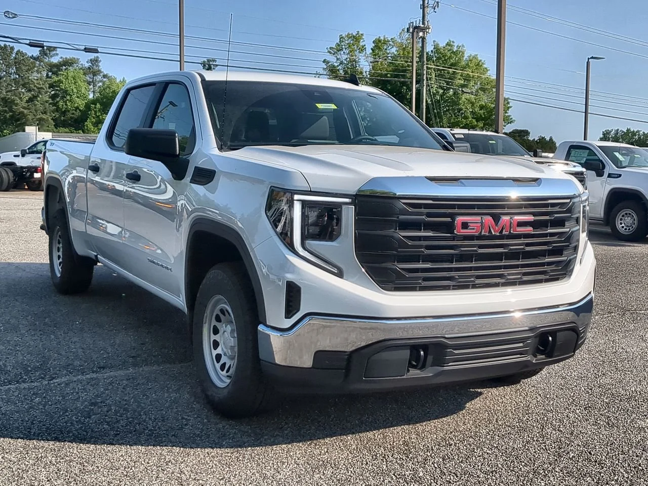 New 2026 Summit White GMC Pro image 2
