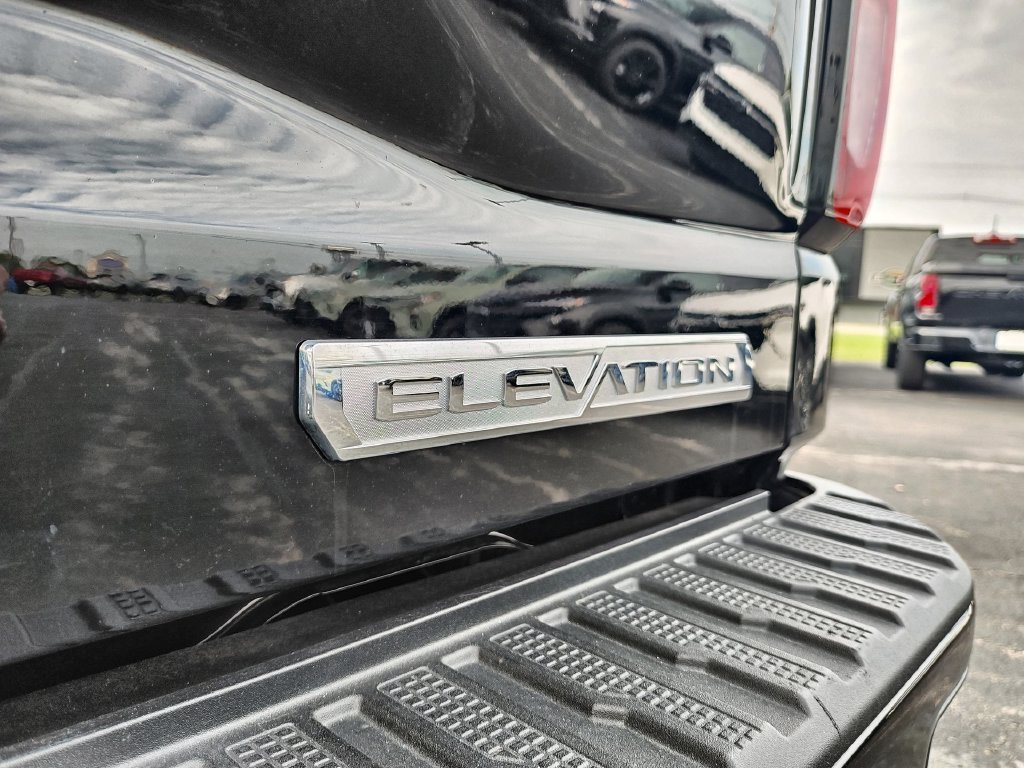 Used 2024 Black GMC Elevation image 27