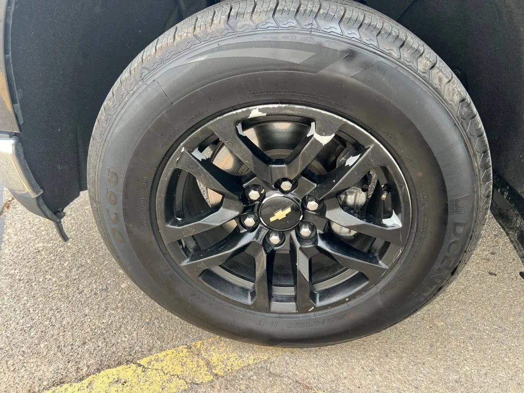 Used 2021 Black Chevrolet LT image 30