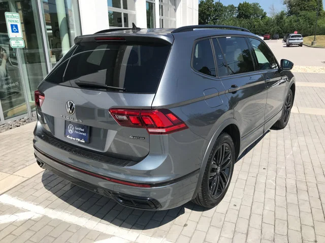 Certified Used 2022 Platinum Gray Metallic Volkswagen SE R-Line Black image 8