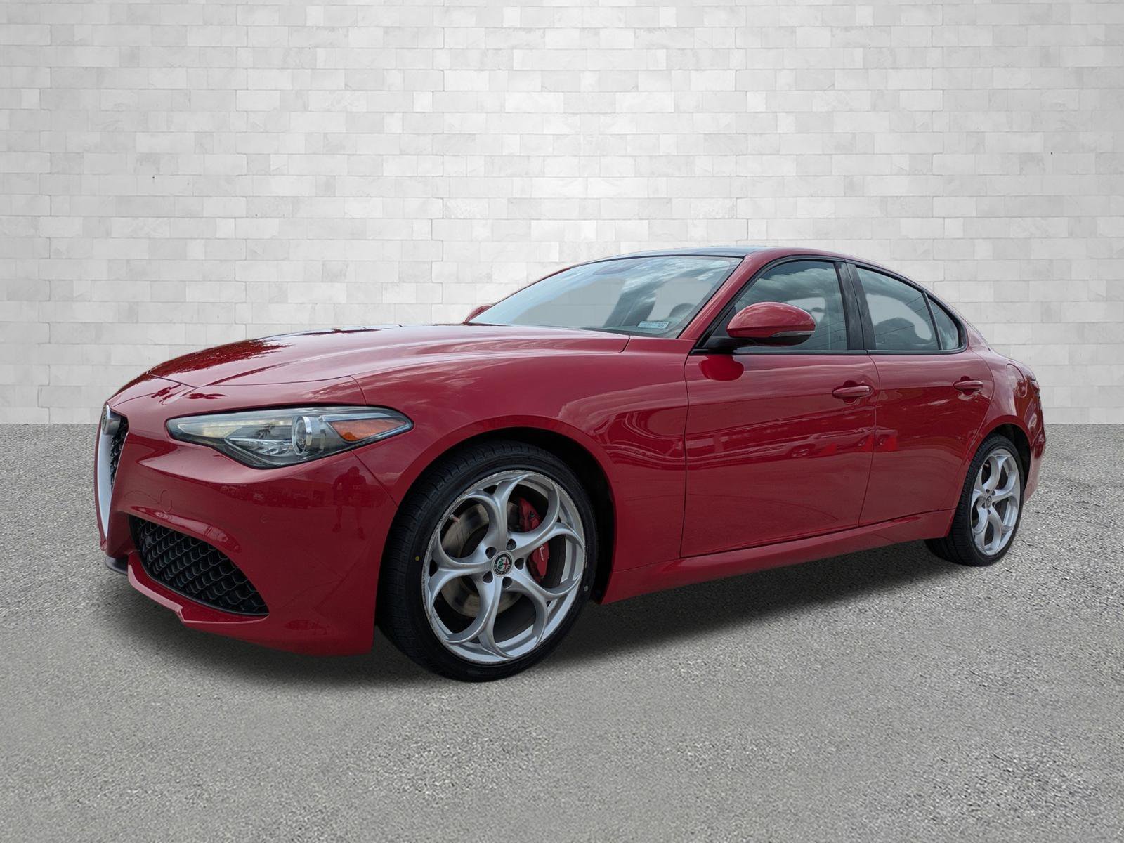 Used 2018 Alfa Rosso Alfa Romeo TI SPORT image 5