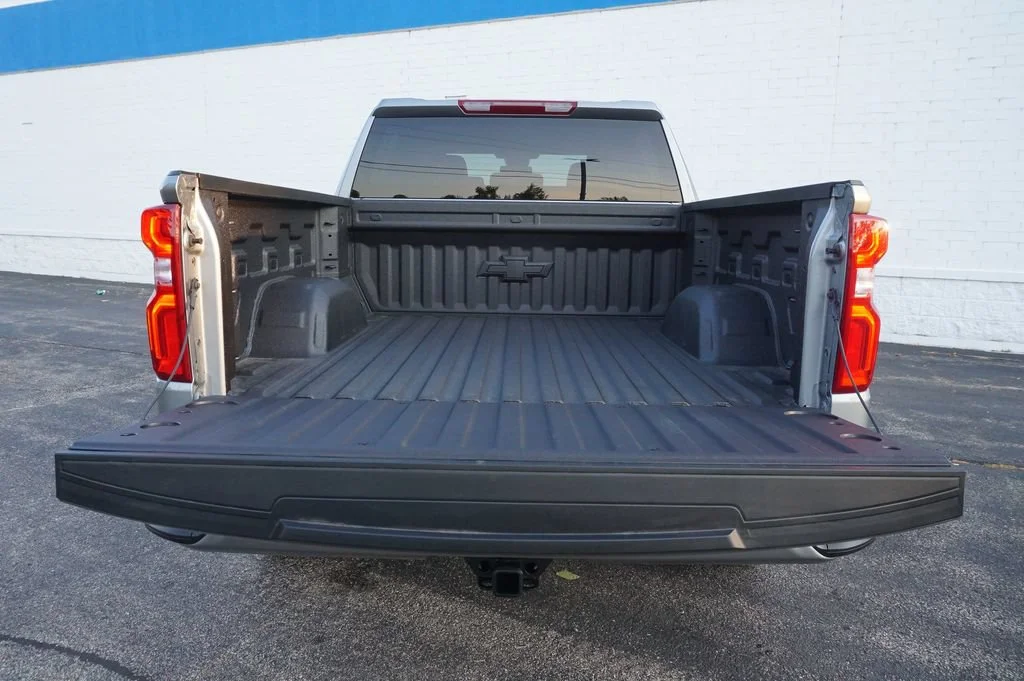 New 2026 Sterling Gray Metallic Chevrolet RST image 25