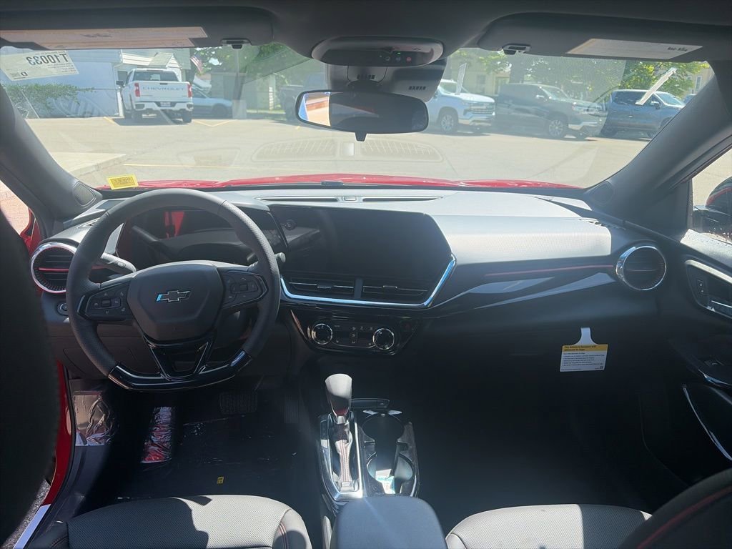 2026 Chevrolet Trax RS - Photo 12