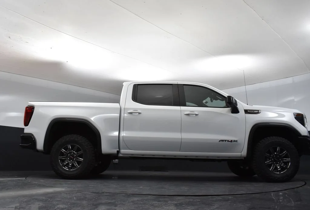 2026 GMC Sierra 1500 AT4X - Photo 36