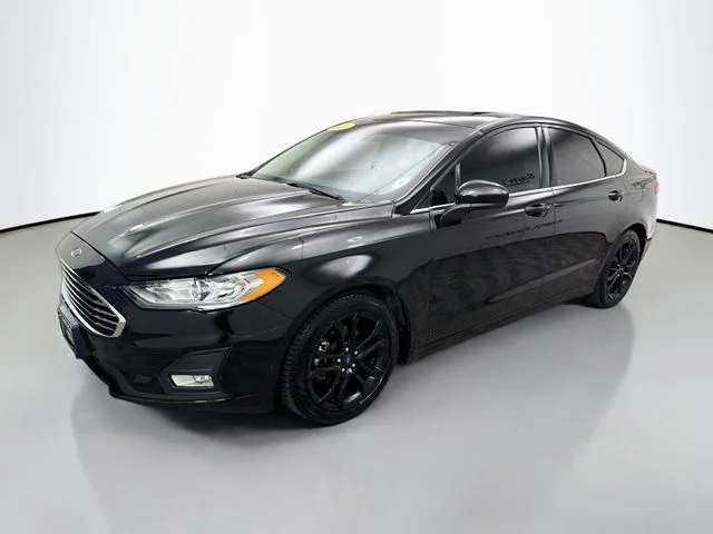 Certified Used 2020 Black Metallic Ford SE image 3