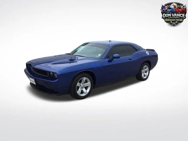 2012 Dodge Challenger SXT's photo