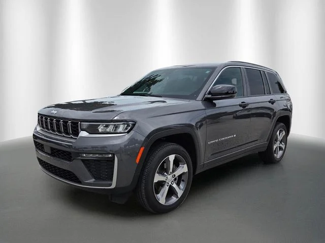 New 2026 Baltic Gray Metallic Clear-Coat Exterior Paint Jeep Limited image 2