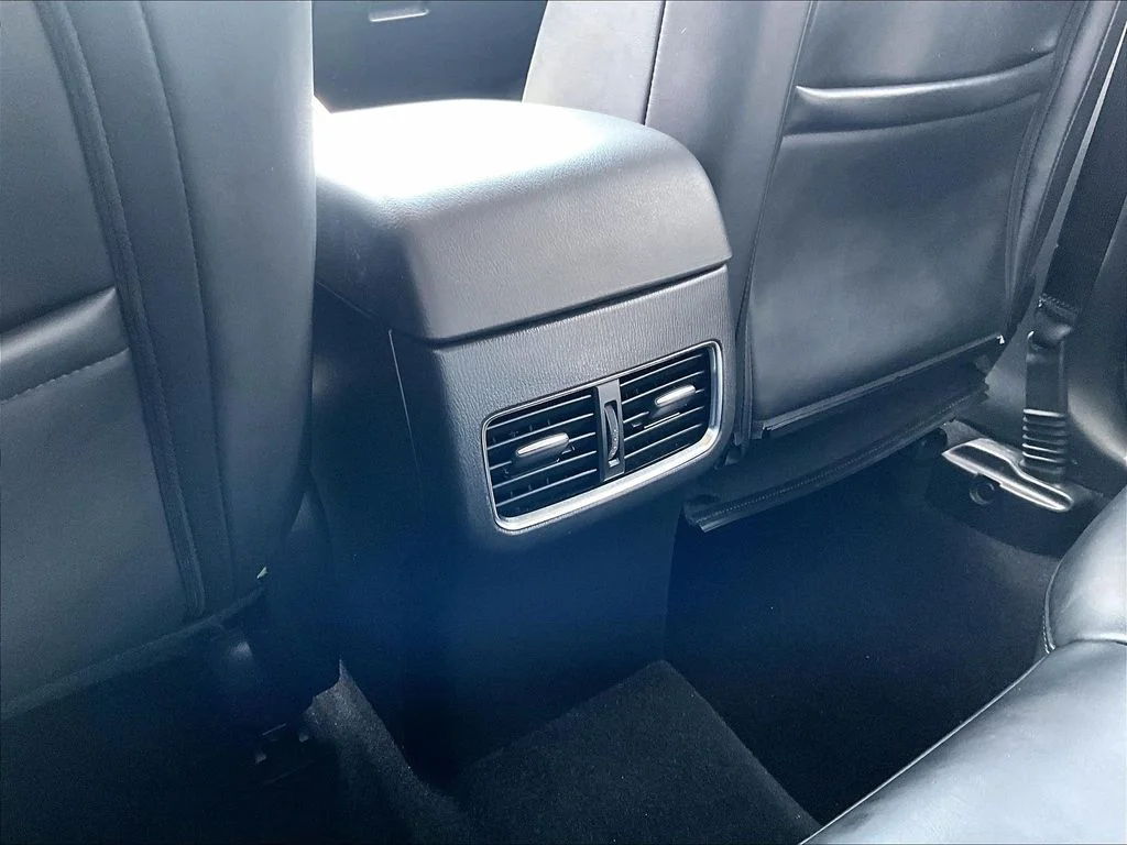 Used 2021 Silver Mazda Touring image 33
