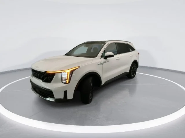 Used 2026 White Kia S image 8