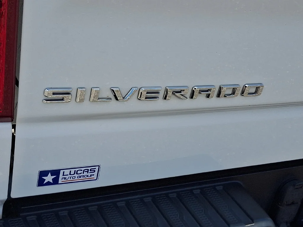 Used 2022 Summit White Chevrolet LT image 32