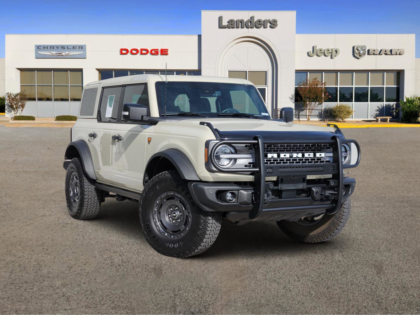 2025 Ford Bronco Badlands 4x4's photo