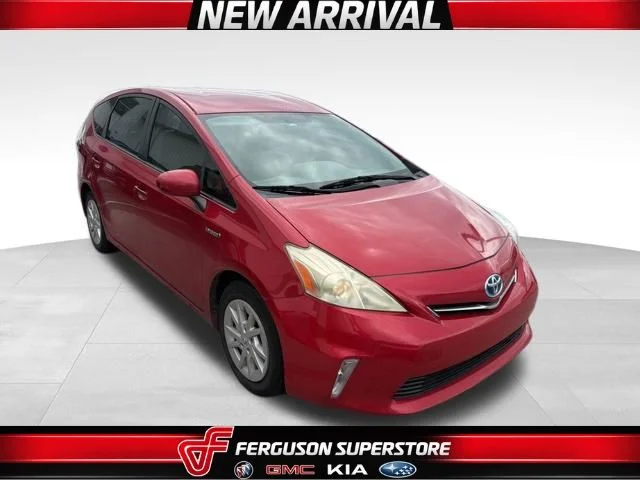 2012 Toyota Prius v Five's photo