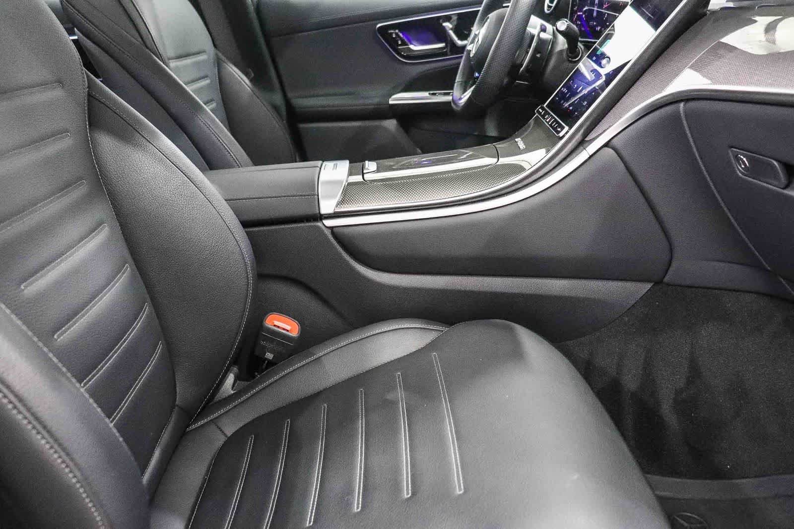 Certified Used 2026 MANUFAKTUR Graphite Grey Magno Mercedes-Benz AMG® GLC 43 image 21