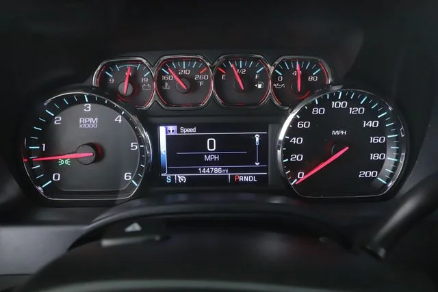 Used 2018 White Chevrolet LT image 20