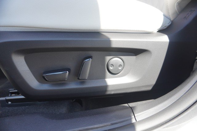2025 Mitsubishi Outlander Plug-in Hybrid SEL - Photo 20