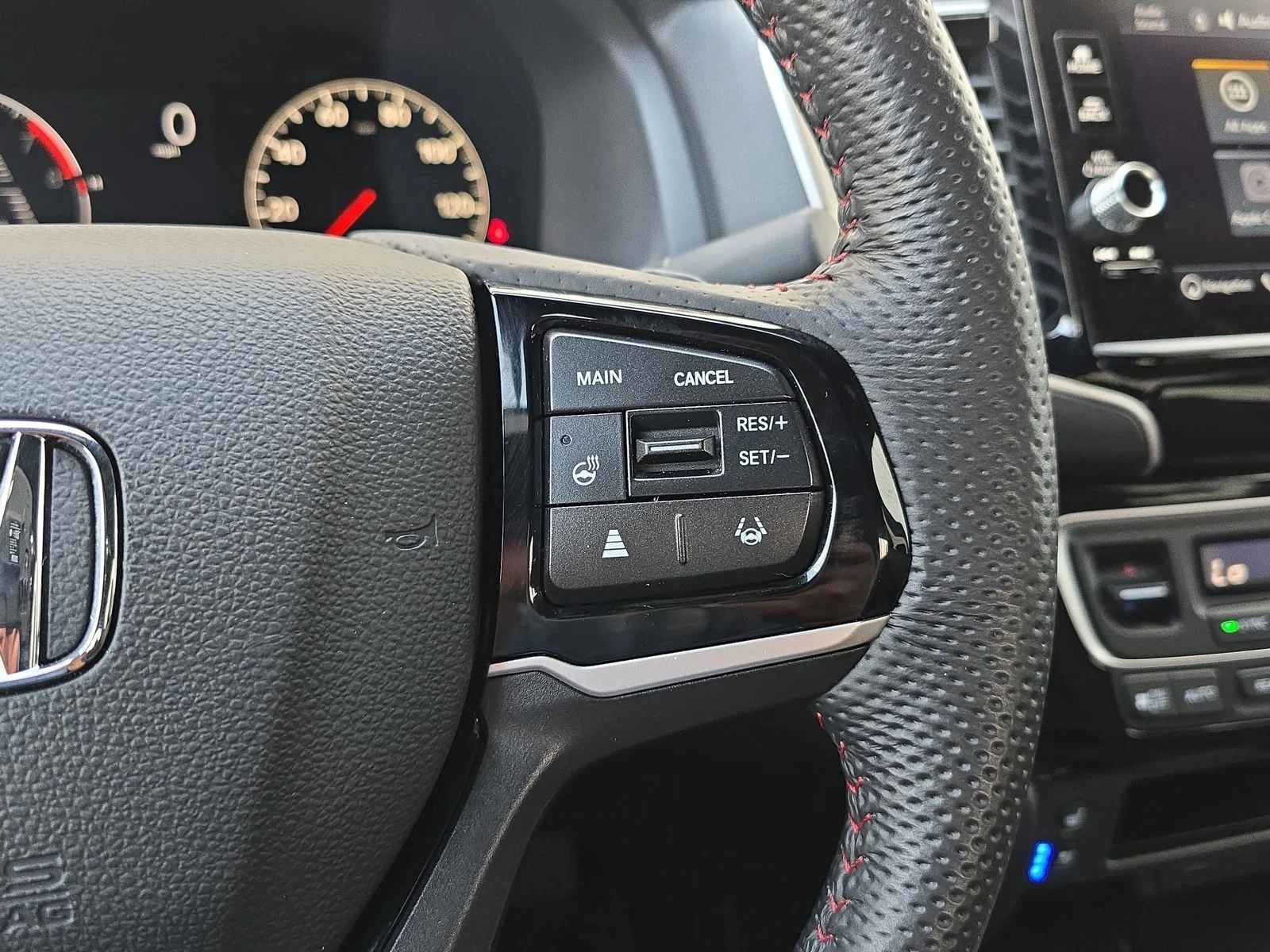 2024 Honda Ridgeline Black Edition - Photo 21