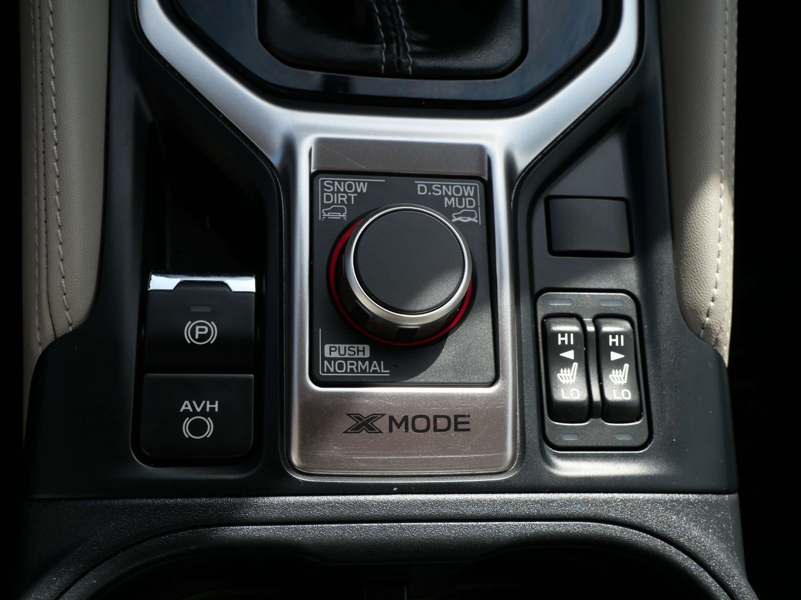 Used 2024 Magnetite Gray Metallic Subaru Limited image 33