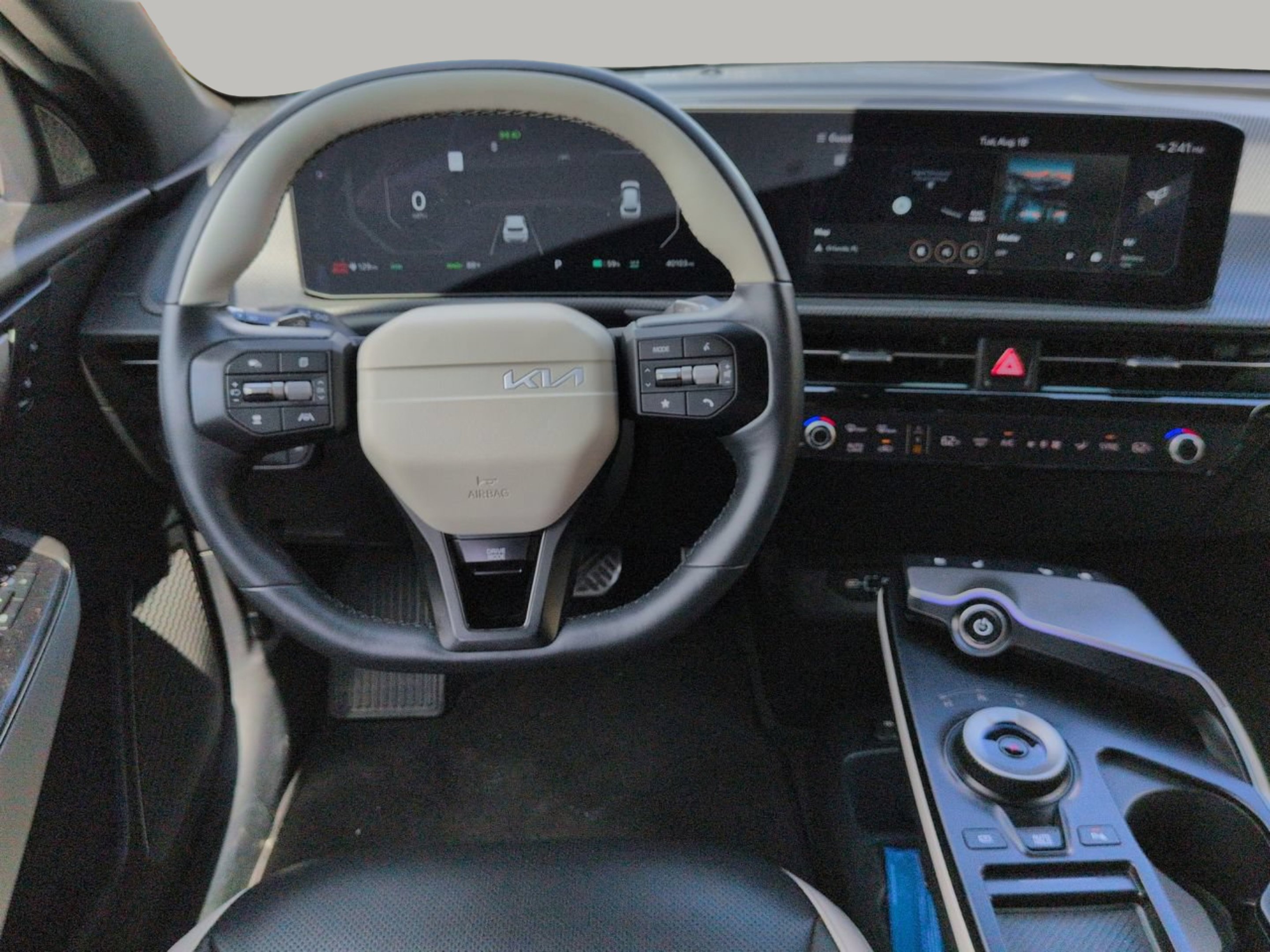 Certified Used 2025 Wolf Gray Kia GT-Line image 14