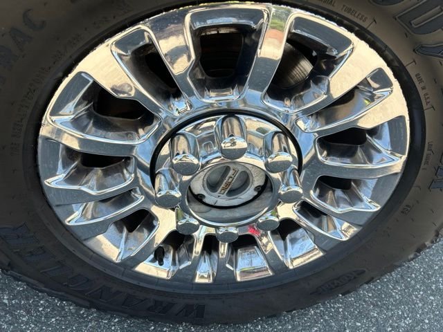 Used 2020 Black Ford XL image 10