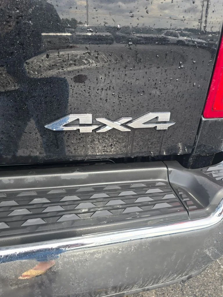 Used 2021 Black Ram Laramie image 6