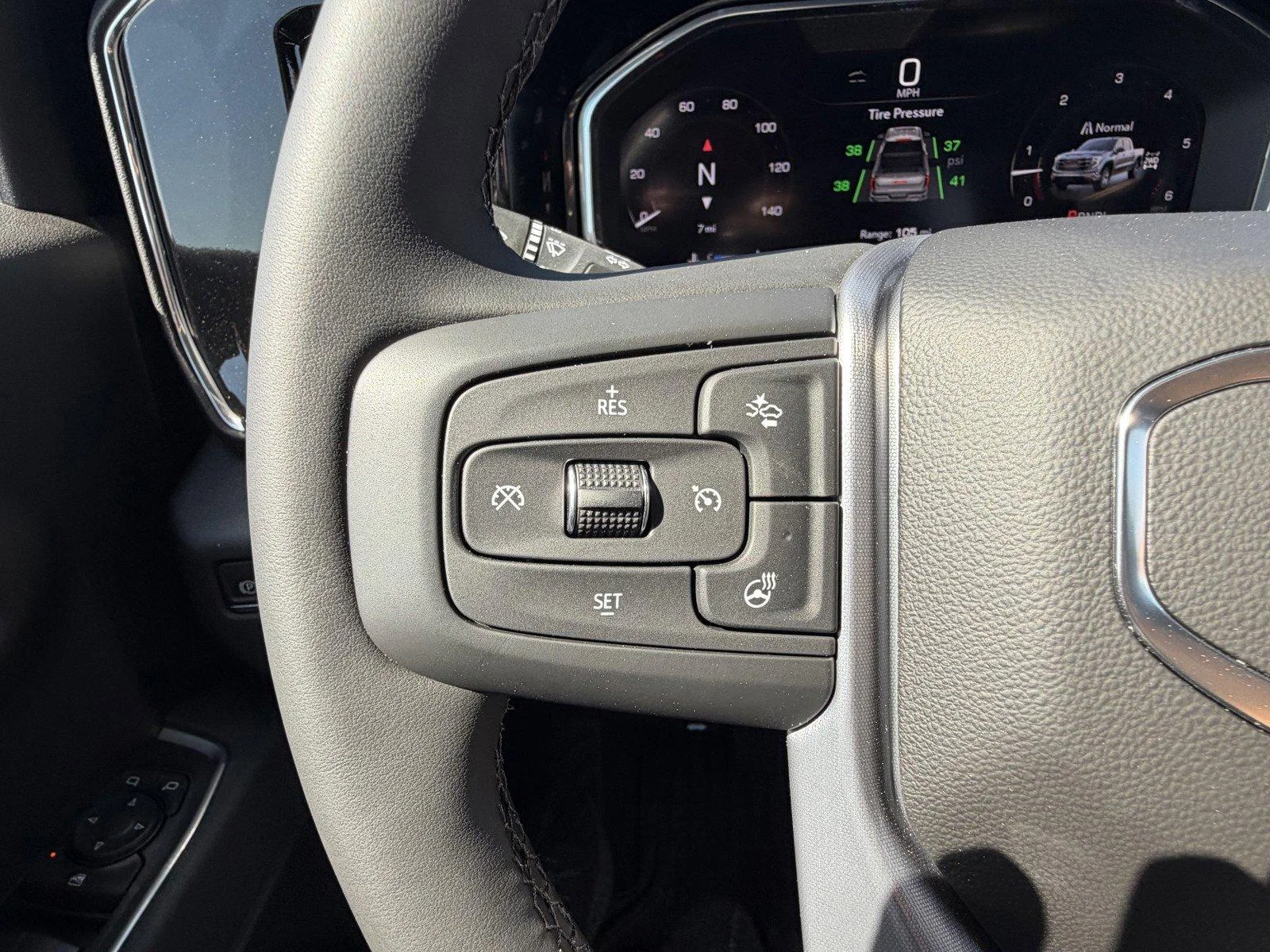 New 2026 Summit White GMC SLE image 21