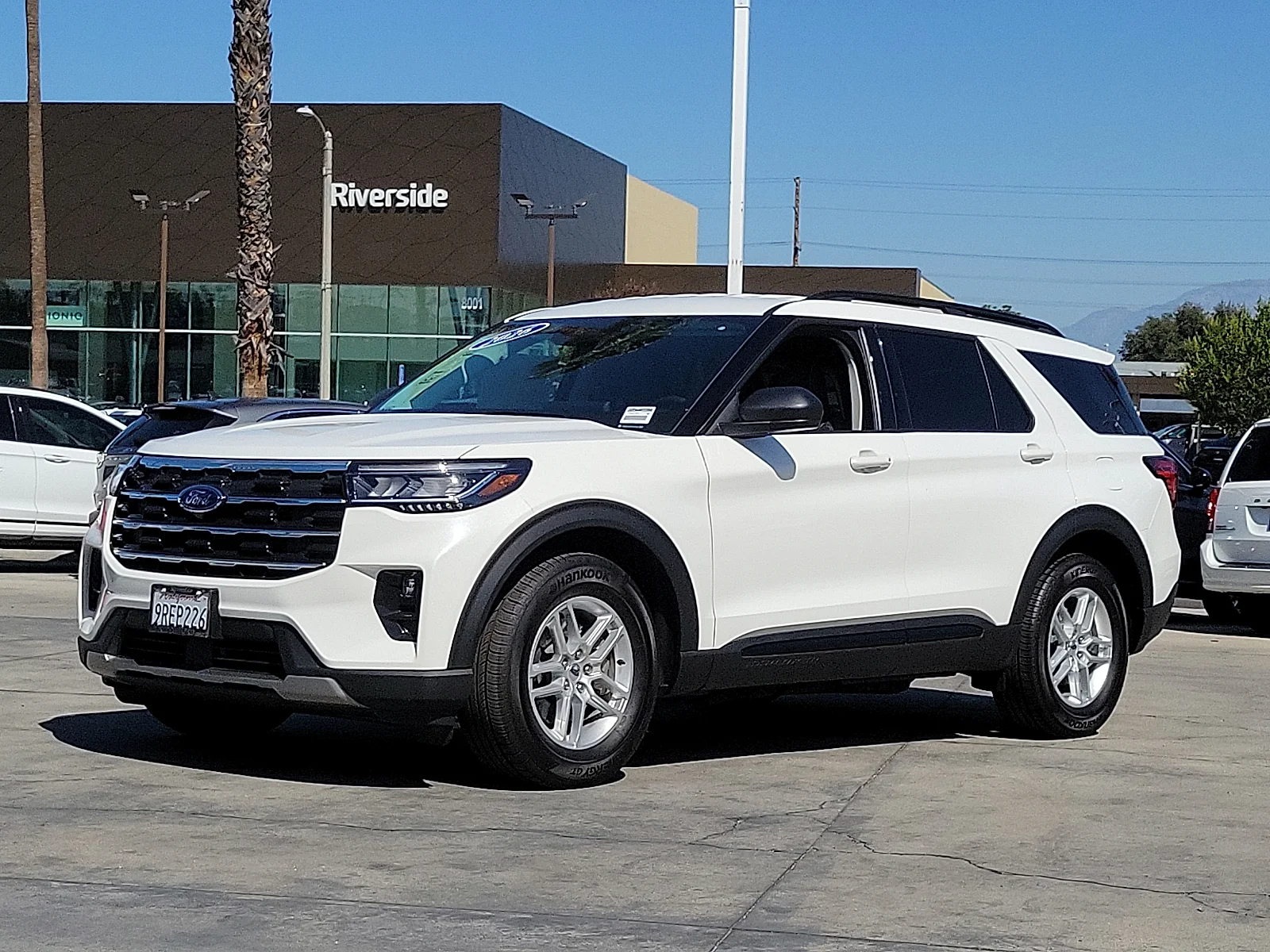 Used 2026 White Metallic Ford Active image 1