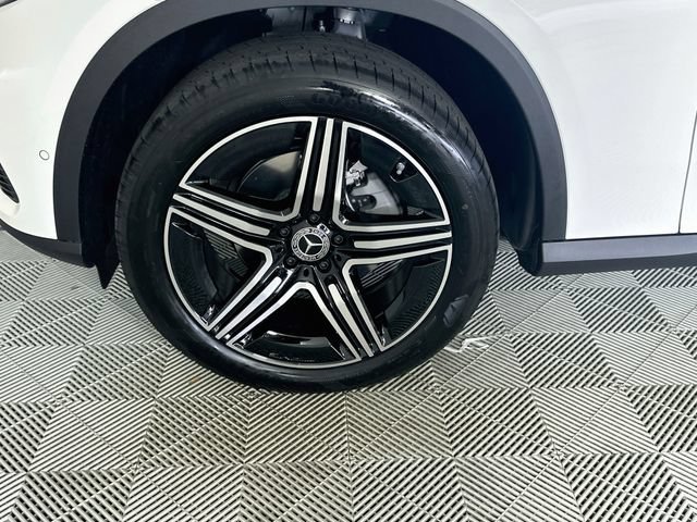 New 2026 Polar White Mercedes-Benz GLC 300 image 61