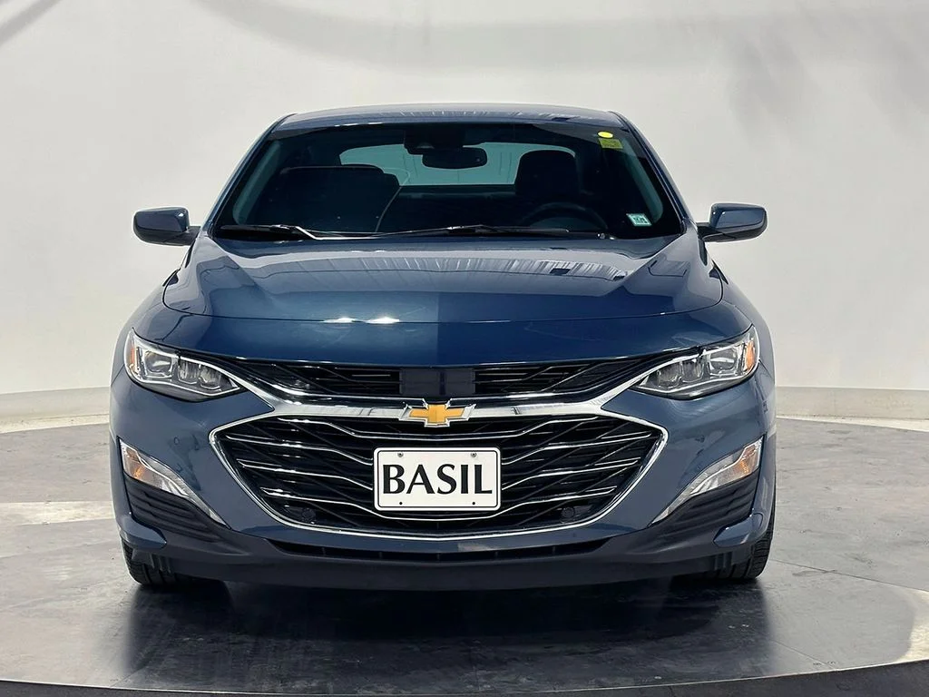 Used 2024 Blue Chevrolet LT image 9