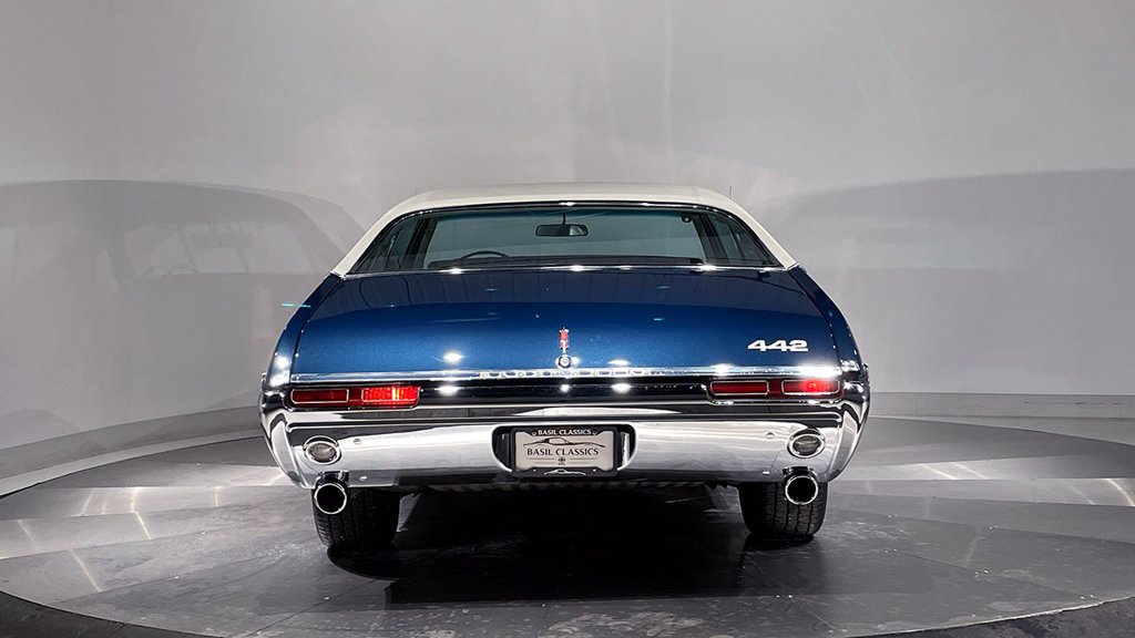 Used 1968  Oldsmobile Supreme image 33