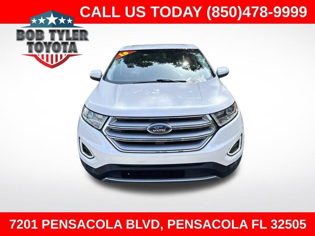 Used 2018 White Ford SEL image 1