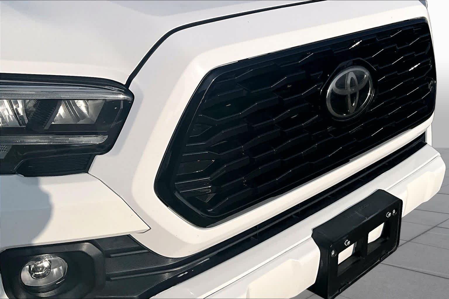 Used 2021 Super White Toyota TRD Sport image 28