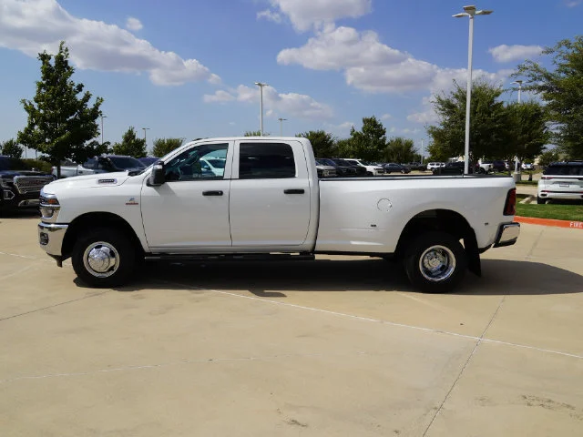 New 2027 Bright White Clear-Coat Exterior Paint RAM Tradesman image 3