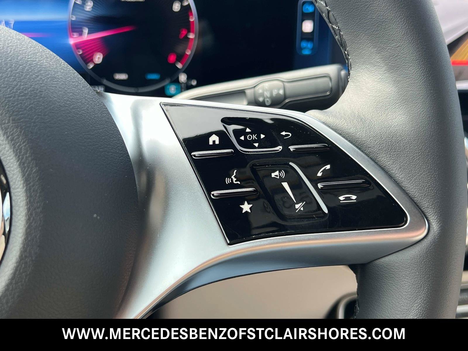 New 2026 Polar White Mercedes-Benz GLA 250 image 21