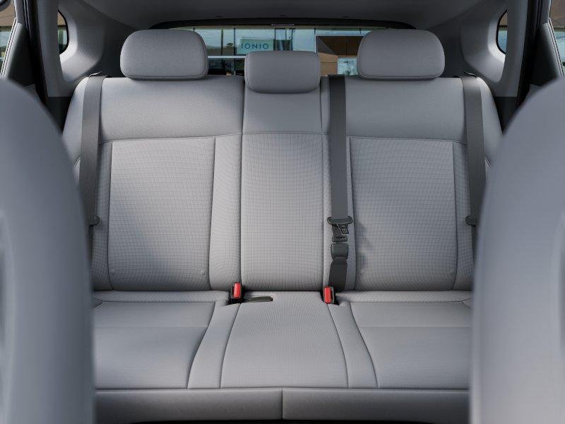 New 2027 Cyber Gray Metallic Hyundai SE FWD image 12