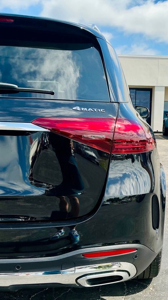 Used 2026 Black Mercedes-Benz GLE 450 image 7