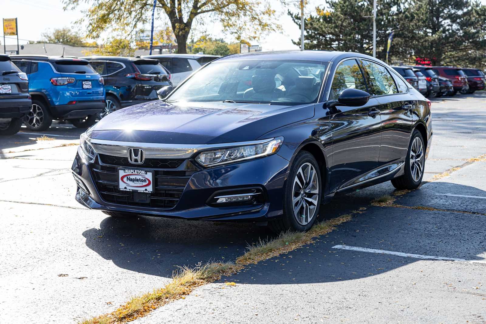 Used 2020 Obsidian Blue Pearl Honda EX image 3