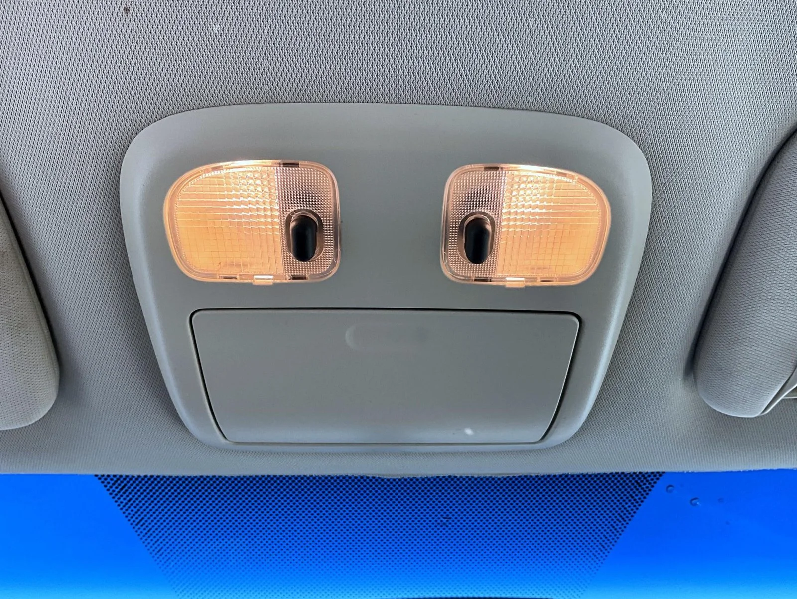 Used 2012 White Ford SE image 16