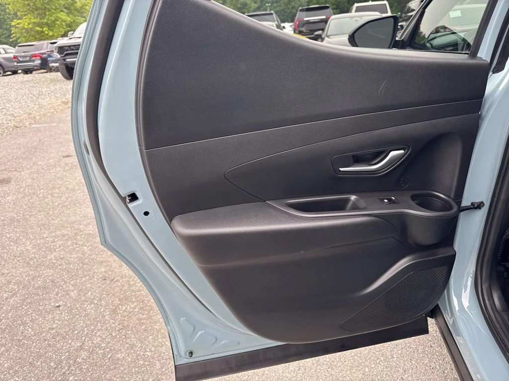 Used 2024 Blue Hyundai SE image 24