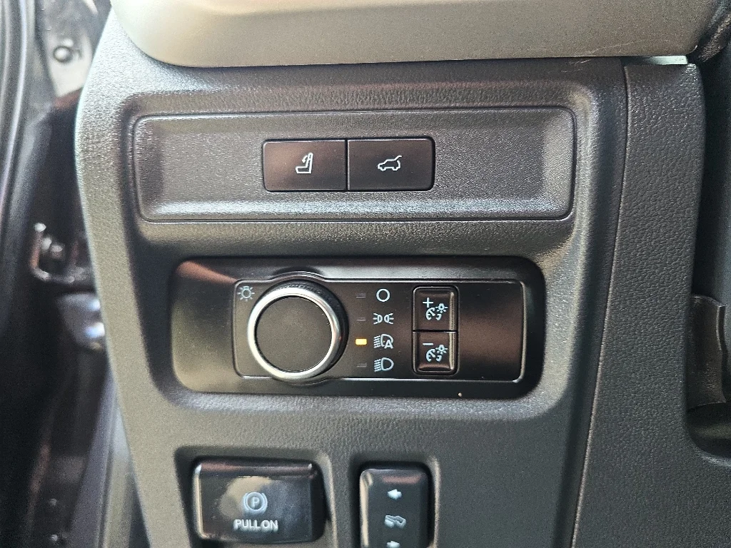 Used 2024  Ford XLT image 14