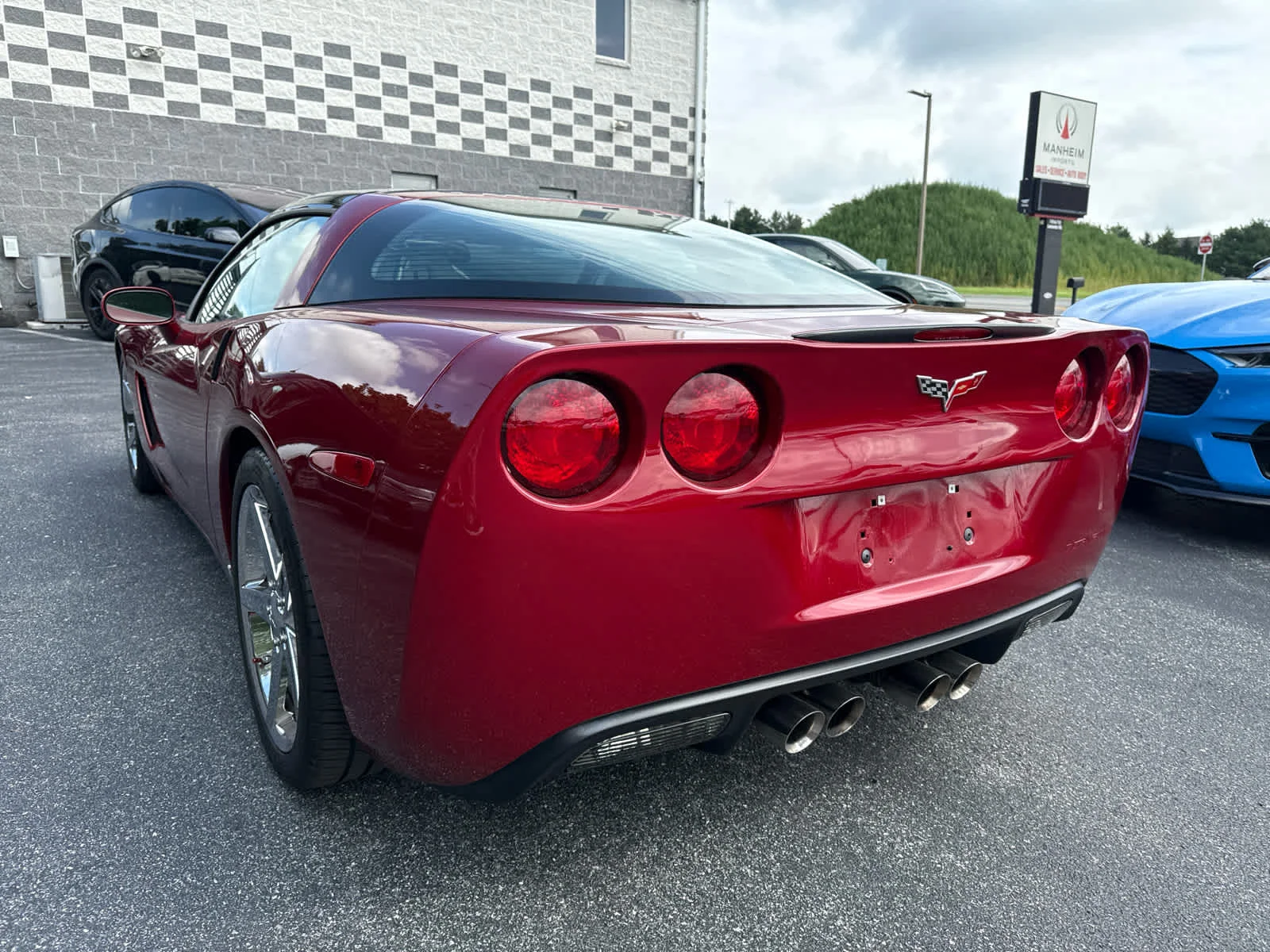 Used 2008 Crystal Red Metallic Tintcoat Chevrolet  image 7