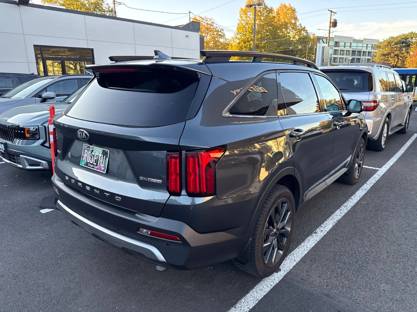 Used 2021 Gravity Gray Kia SX Prestige X-Line image 4