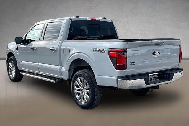 New 2026 White Ford XLT image 3