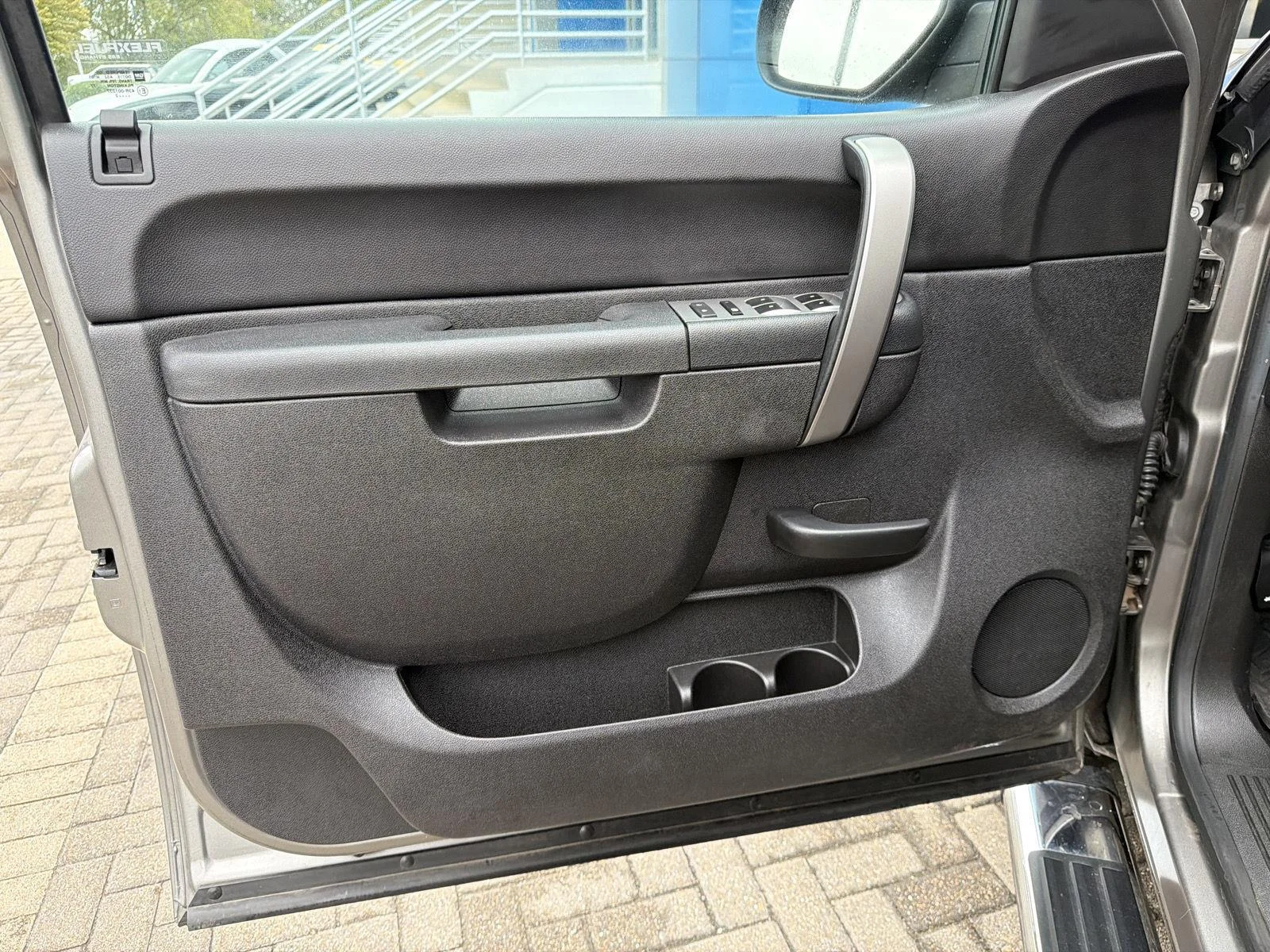 Used 2012 STEEL GRAY METALLIC GMC SLE image 12